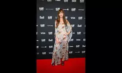 Dakota Johnson calls Taylor Swift ‘most powerful person in America’ Dakota Johnson calls Taylor Swift ‘most powerful person in America’