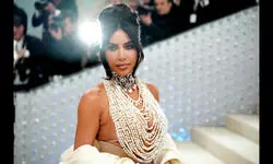 Kim Kardashian to executive produce documentary on Elizabeth Taylor Kim Kardashian to executive produce documentary on Elizabeth Taylor