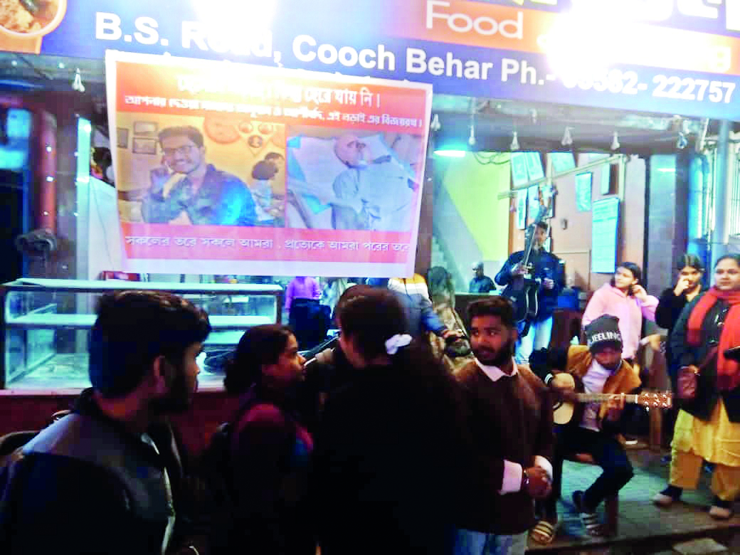 INTTUC e-rickshaw union offers free rides for Madhyamik candidates INTTUC e-rickshaw union offers free rides for Madhyamik candidates