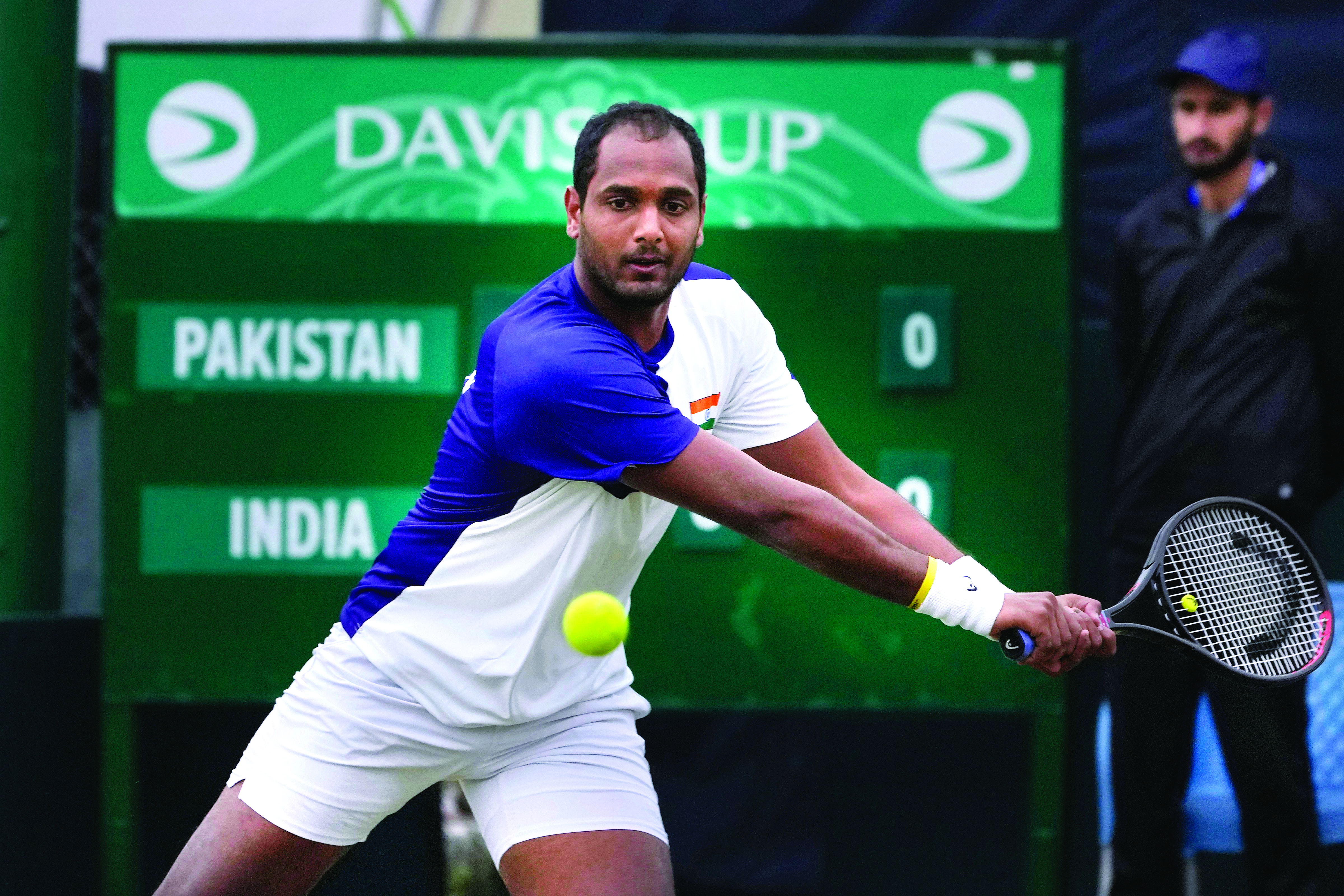 Davis Cup: Ramkumar & Balaji give India 2-0 lead over Pak