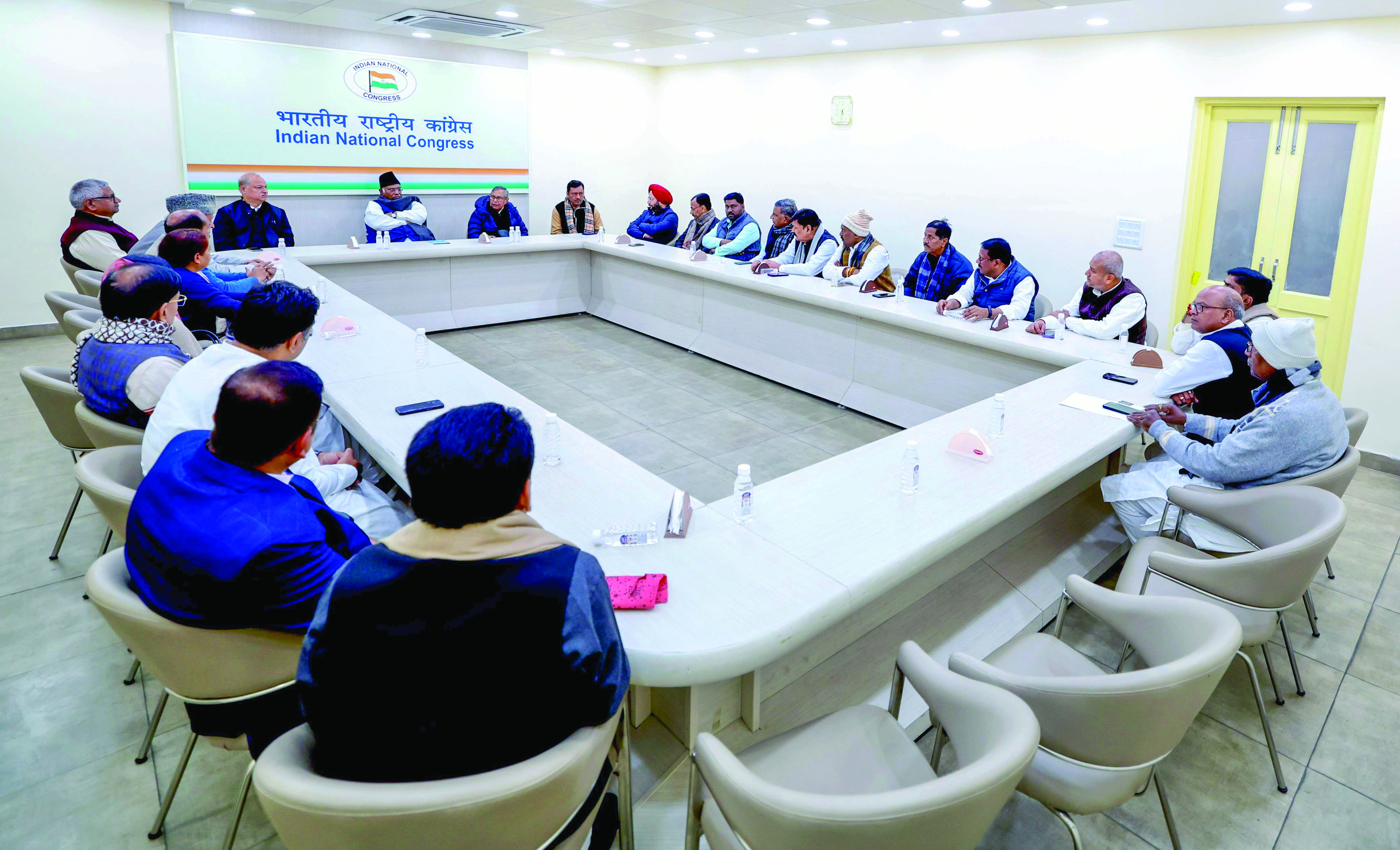 Cong reviews political developments in Bihar after Nitish Kumar’s exit
