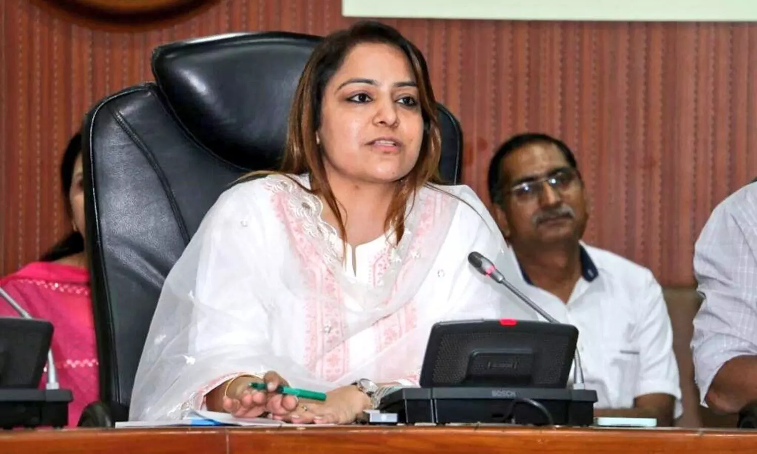 Supreme Court defers hearing on Delhi mayors plea on transfer of Standing Committees powers to MCD House