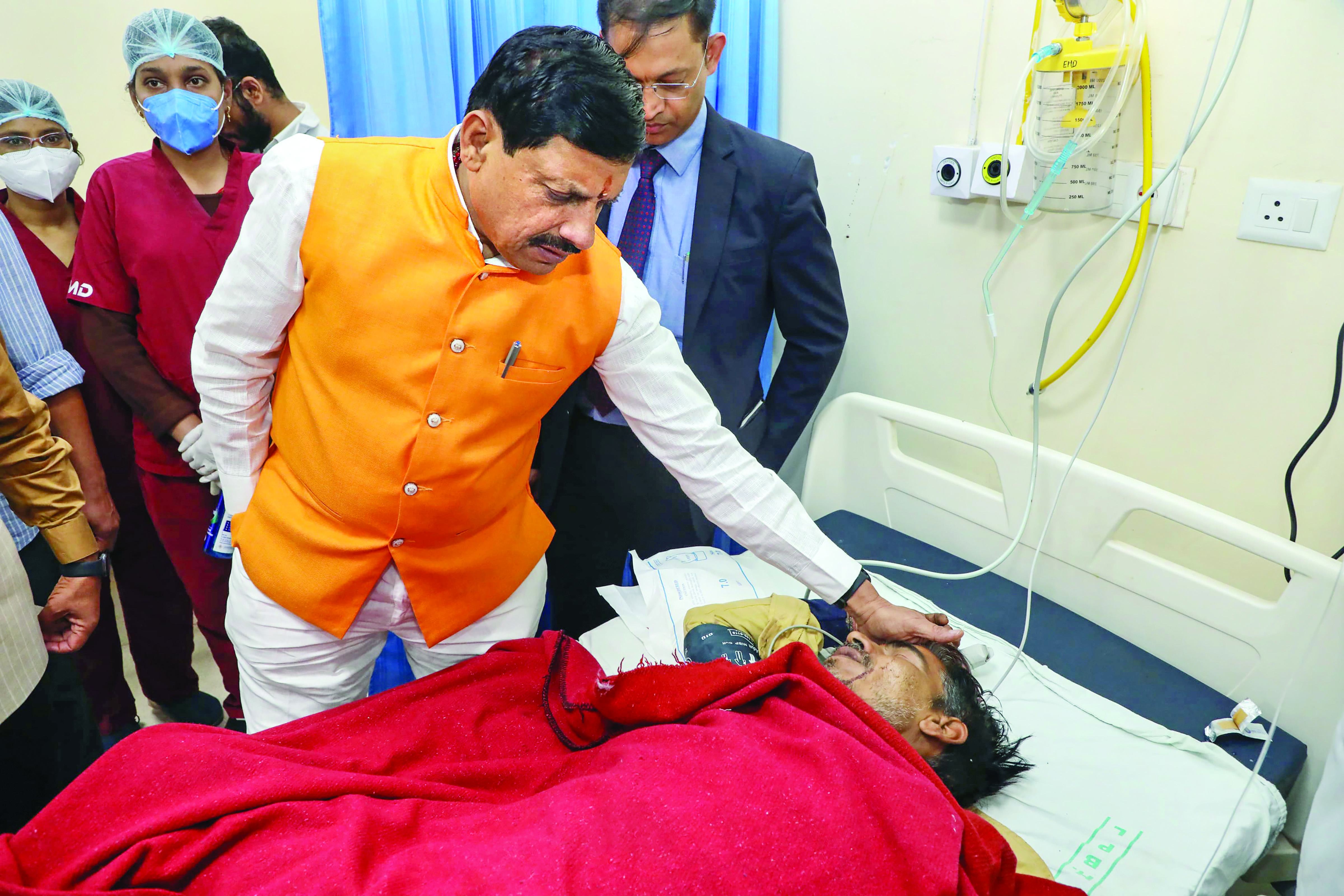 Massive blast and fire claim 11 lives at MP firecracker factory Massive blast and fire claim 11 lives at MP firecracker factory
