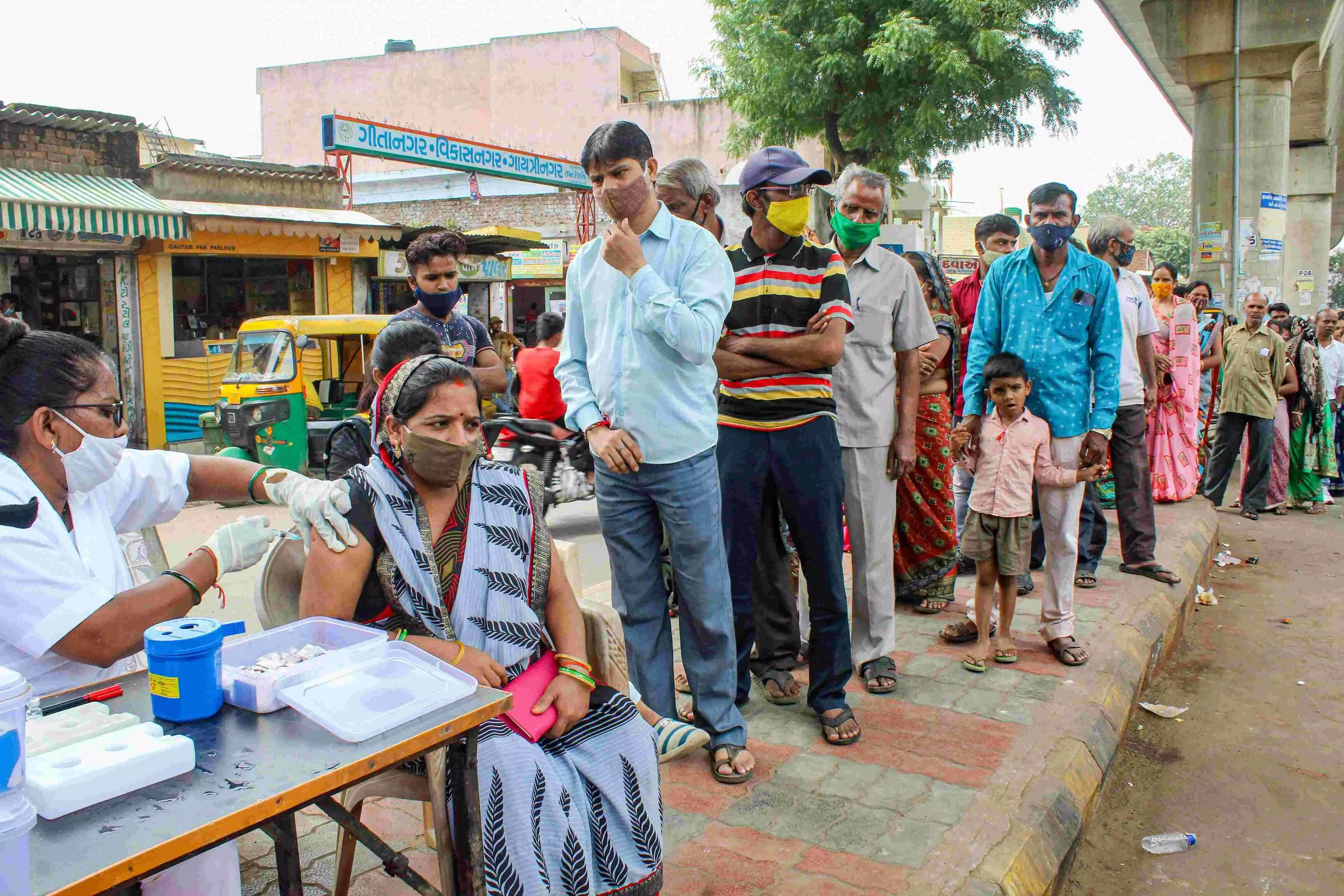 India sees single-day rise of 157 Covid cases