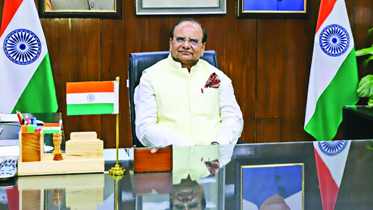 L-G visits Kirari, gets upset over ‘poor’ civic conditions L-G visits Kirari, gets upset over ‘poor’ civic conditions