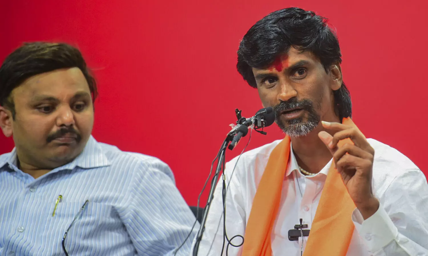 Maratha quota: Jarange continues fast for 3rd day, claims govt sidestepping core issue