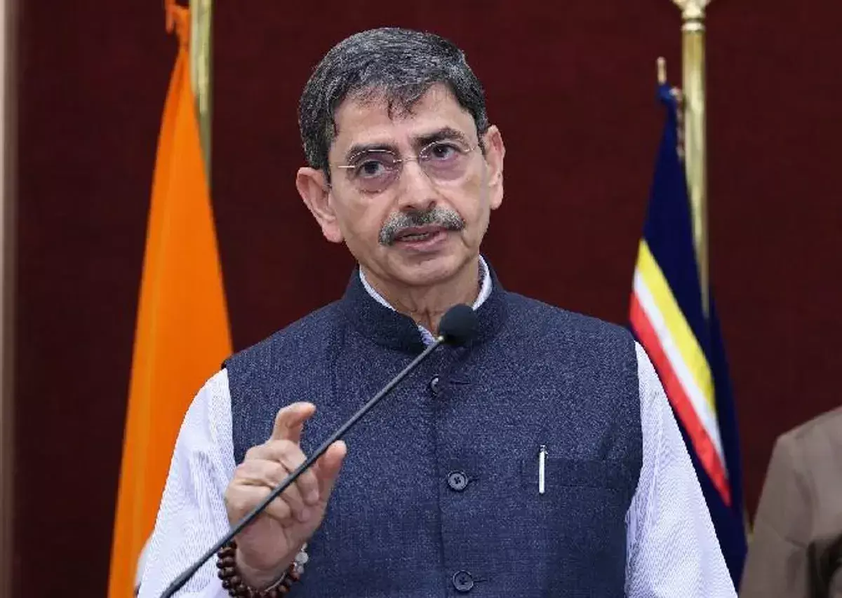 Tamil Nadu Governor Ravi flays DMK regime for not respecting national anthem; ends address in few minutes Tamil Nadu Governor Ravi flays DMK regime for not respecting national anthem; ends address in few minutes