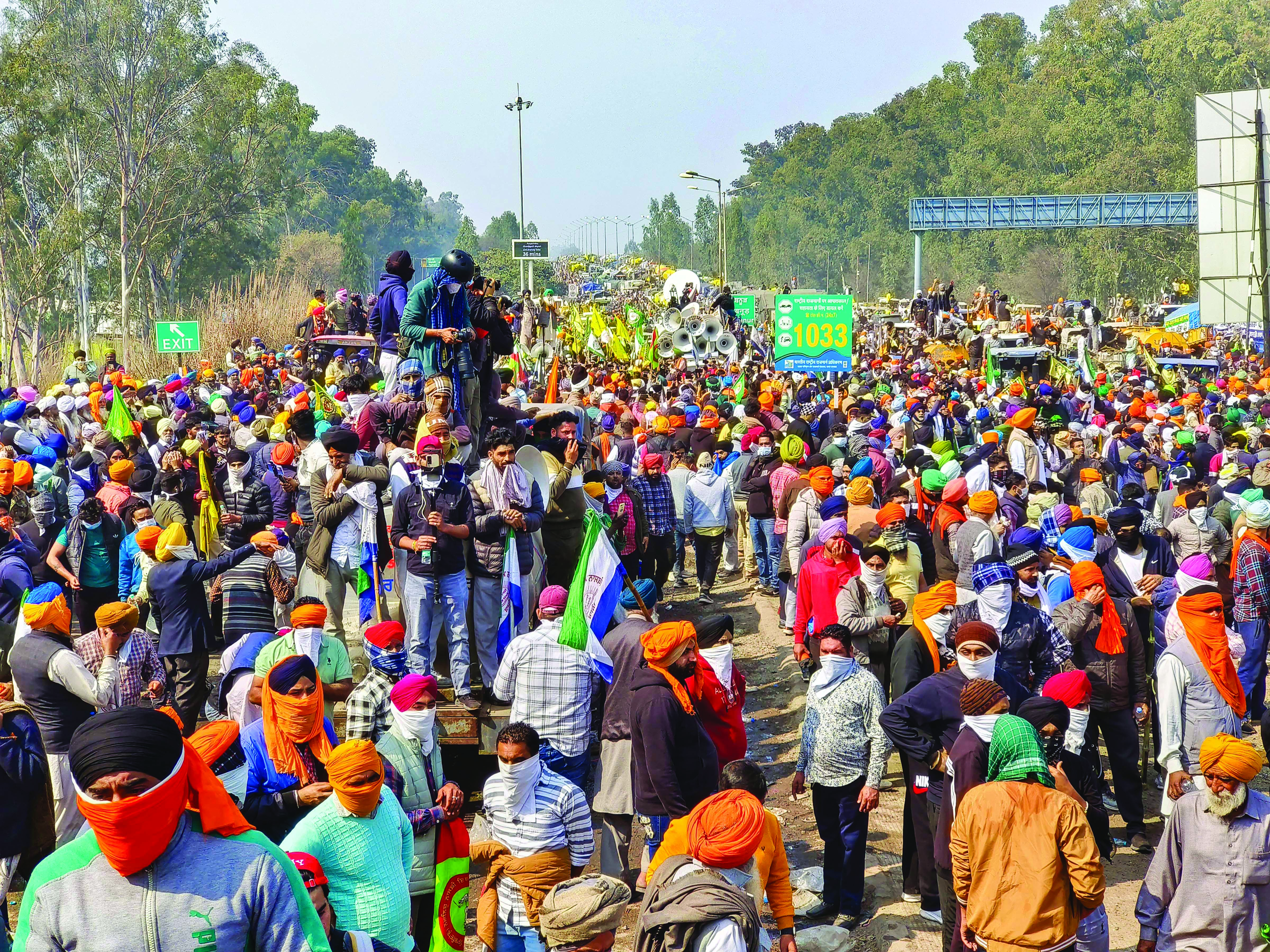 Farmers hold ground at Punjab-Haryana border as talks with govt resume today