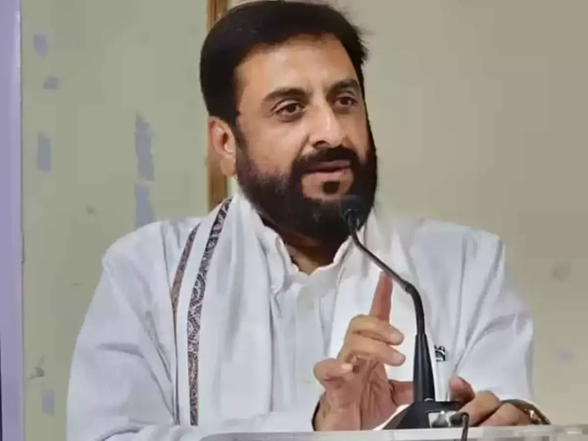 Keen to contest Lok Sabha polls from Mumbai: AIMIM MP Imtiaz Jaleel Keen to contest Lok Sabha polls from Mumbai: AIMIM MP Imtiaz Jaleel