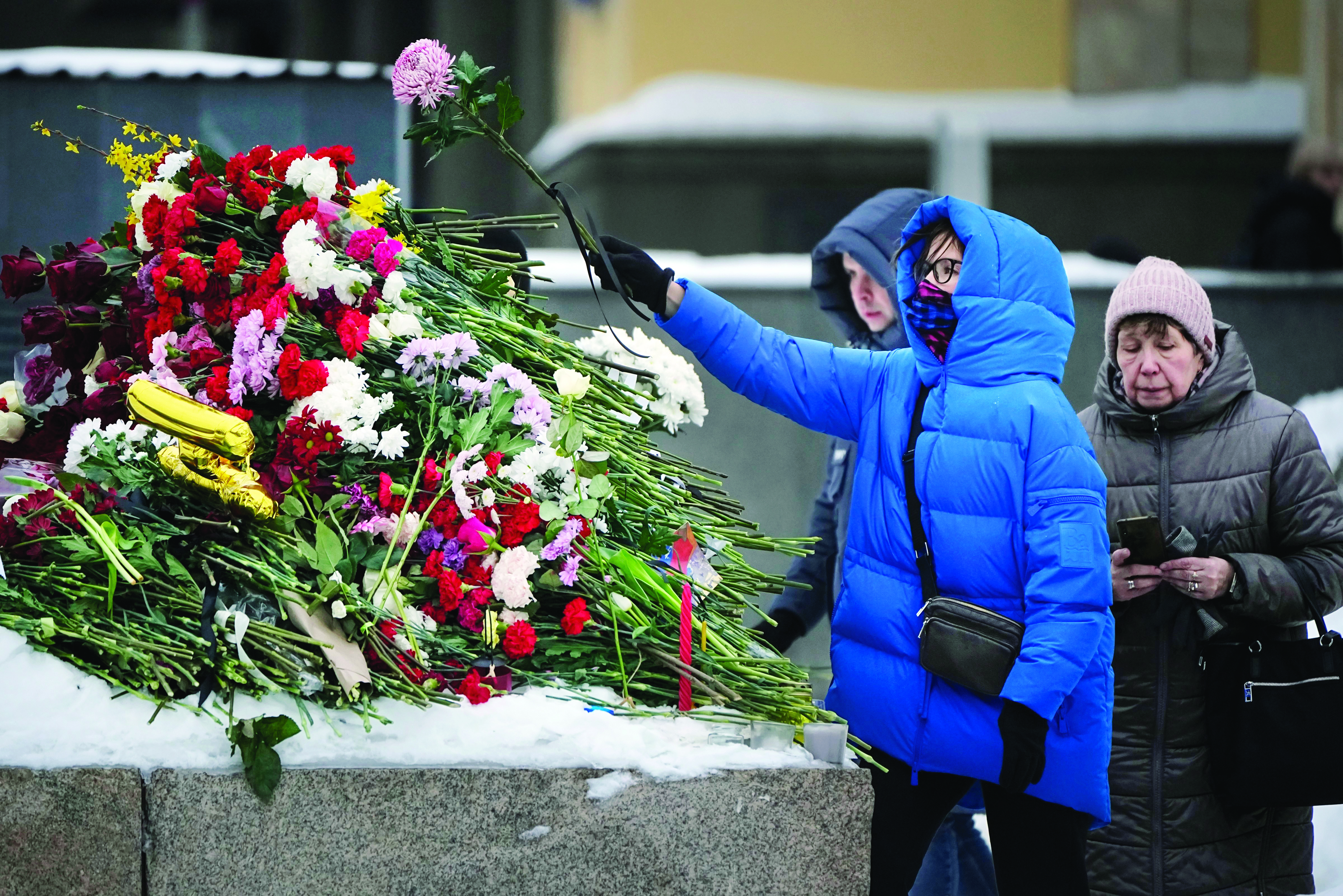Over 400 detained in Russia as country mourns death of Alexei Navalny, Putin’s fiercest foe
