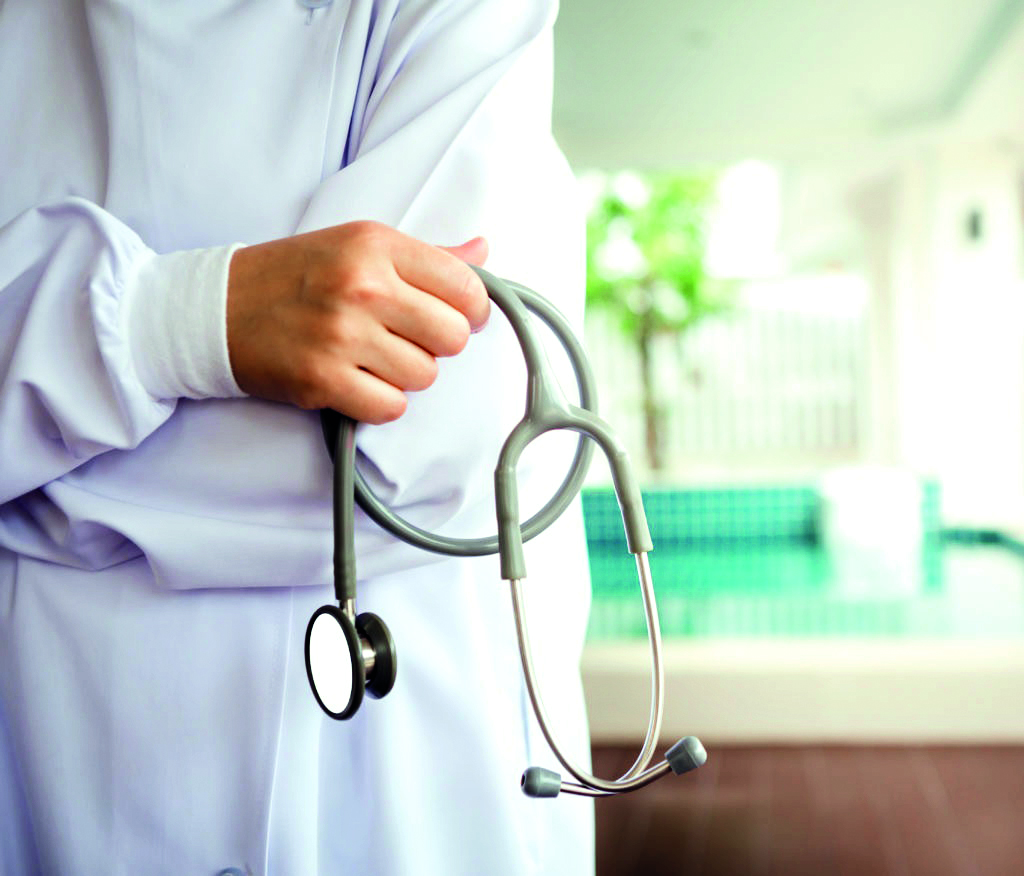 Woman delivers healthy baby despite spinal TB & paralysis