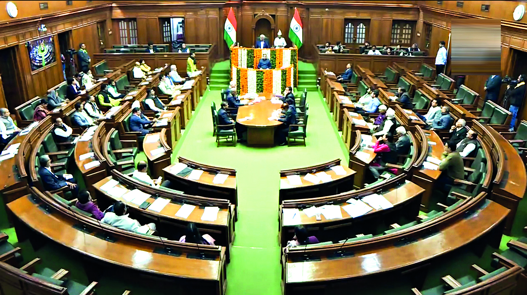 AAP MLAs protest stalling of one-time settlement scheme