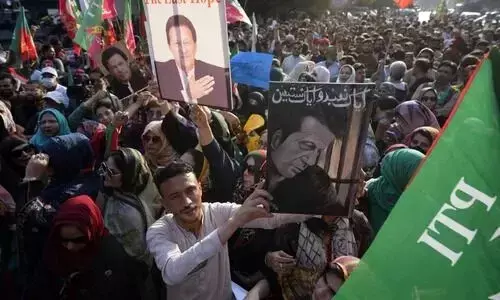 Imran Khans party demands CECs resignation over alleged poll rigging Imran Khans party demands CECs resignation over alleged poll rigging