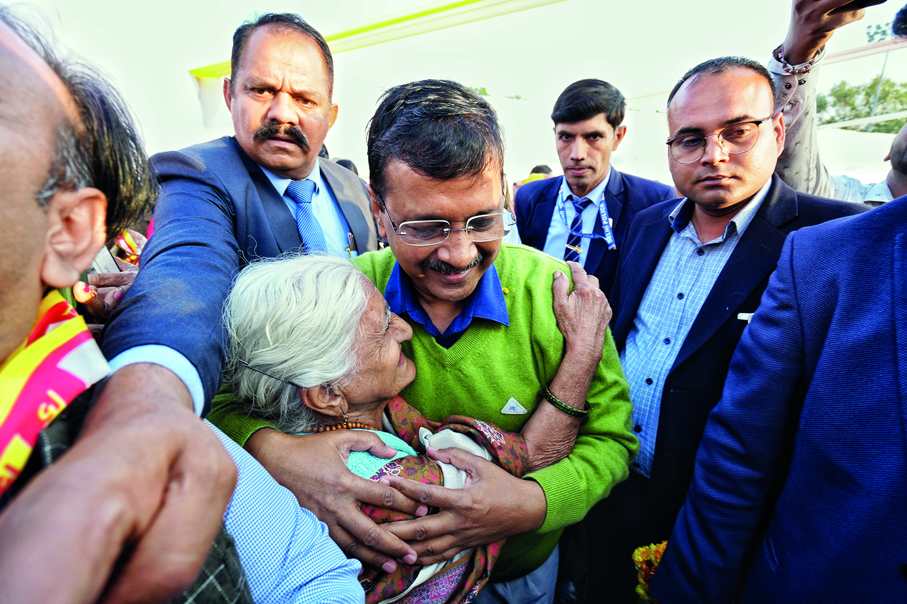 CM flags off 91st pilgrimage train bound for Dwarkadhish