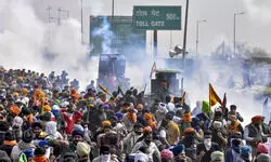 Farmers say wont march to Delhi for 2 days, 1 dies during protest