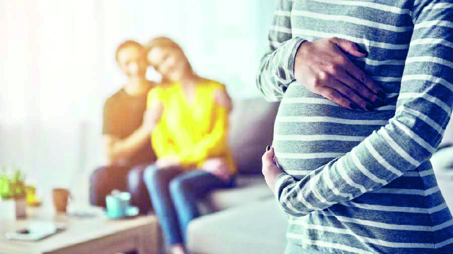 Amended surrogacy rules allow couples with medical condition to use donor eggs/sperm