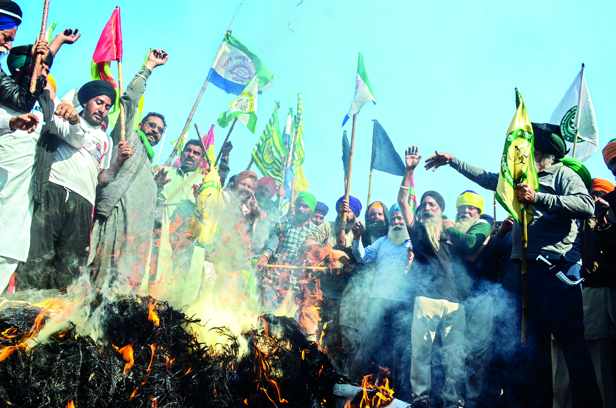 Haryana Police use tear gas as farmers intensify protest Haryana Police use tear gas as farmers intensify protest