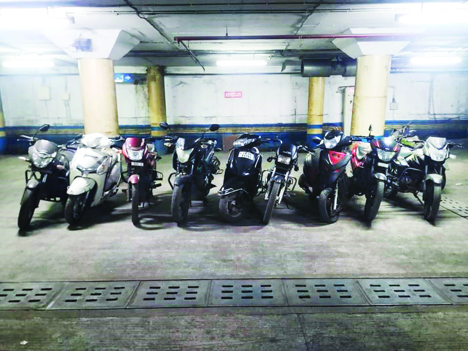 Garage owner in cop net for buying and selling stolen bikes