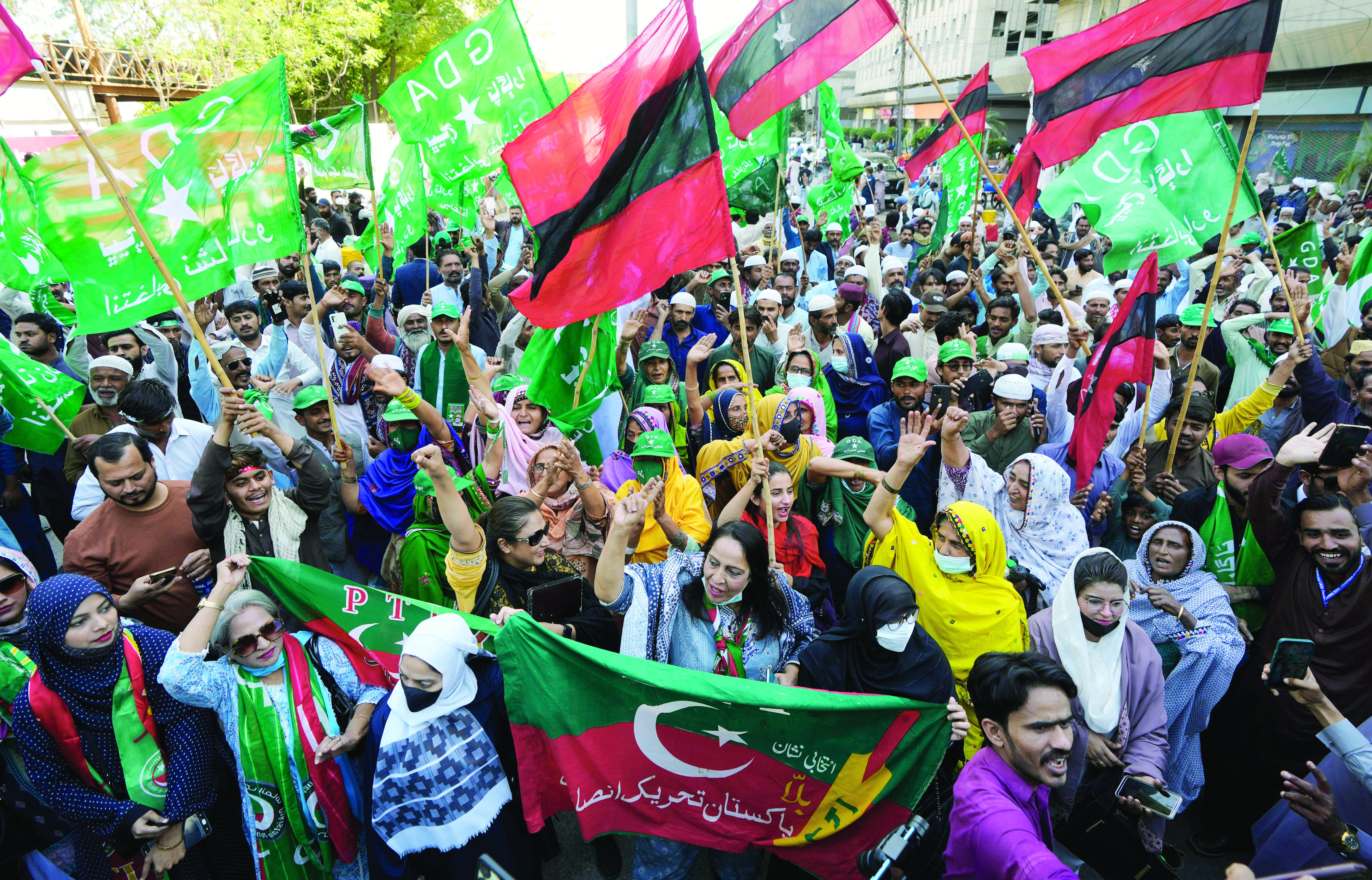Newly elected members from PPP, PML-N take oath for Sindh provincial Assembly Newly elected members from PPP, PML-N take oath for Sindh provincial Assembly