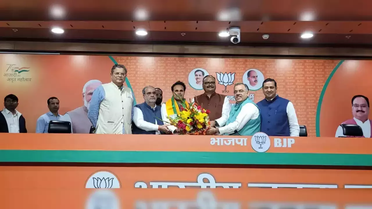 BSP MP Ritesh Pandey resigns from party, joins BJP BSP MP Ritesh Pandey resigns from party, joins BJP
