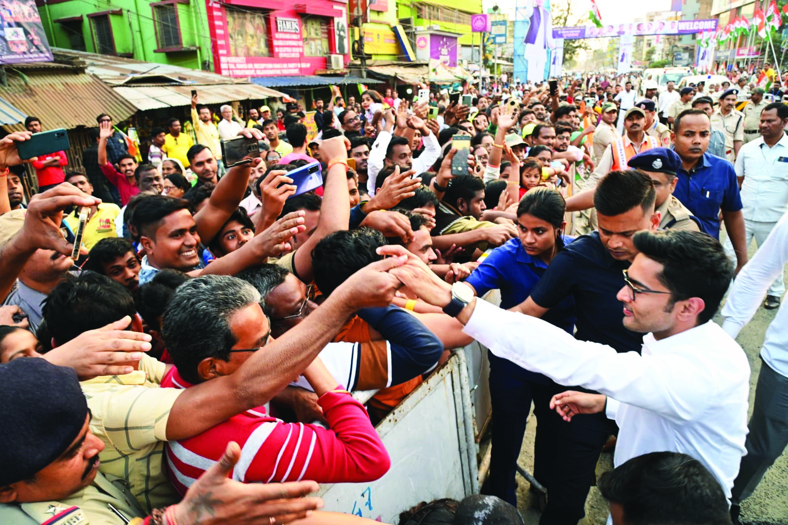 Maheshtala: Abhishek launches water supply proj, to benefit around 8L people