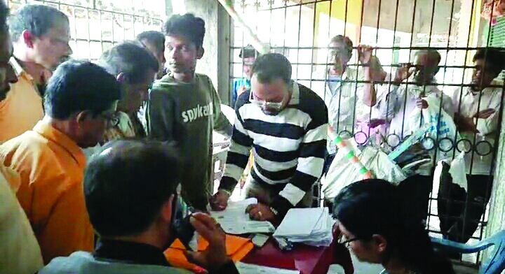 Now, all food vendors need to obtain license & get registered in S Dinajpur Now, all food vendors need to obtain license & get registered in S Dinajpur