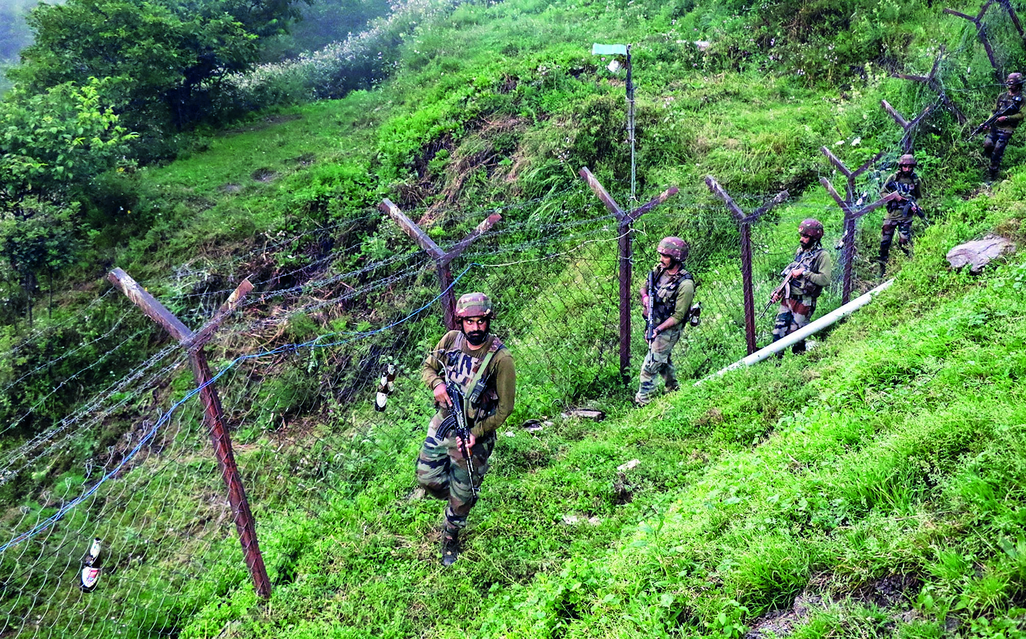 Protection bund coming up along IB for safety of border farmers in J&K, says IG BSF