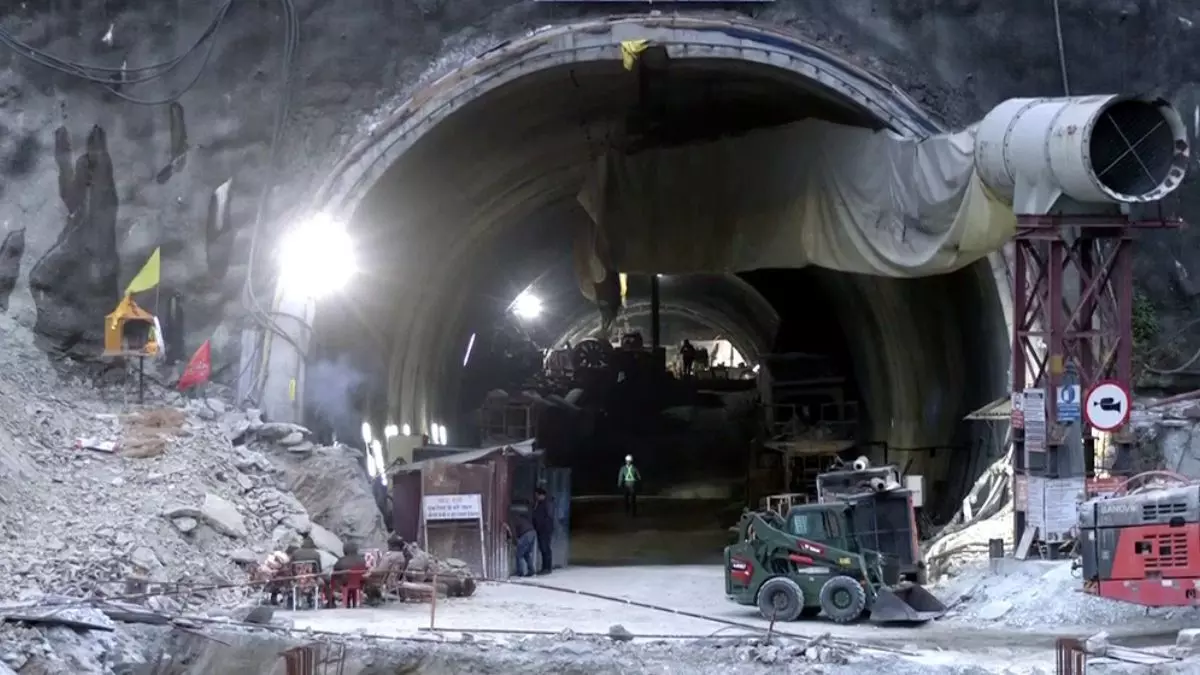 BJP MP Manoj Tiwari says Uttarakhand tunnel rescue hero will get house through PMAY