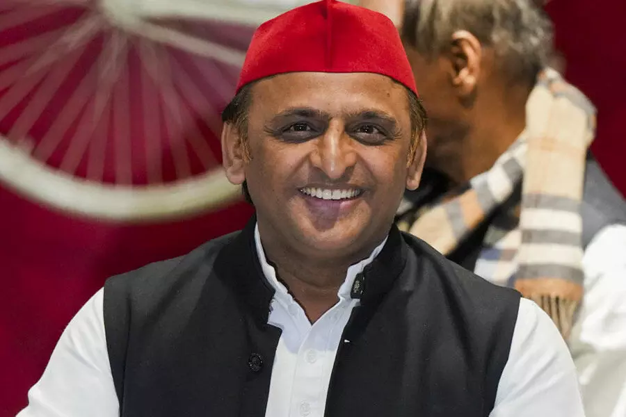 Samajwadi Party goes all out to wrest Azamgarh LS seat from BJP, cadre upbeat after ex-BSP MLAs joining Samajwadi Party goes all out to wrest Azamgarh LS seat from BJP, cadre upbeat after ex-BSP MLAs joining