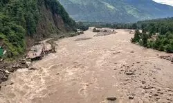 Tourists in Himachal Pradeshs Spiti Valley shifted to safer places; 650 roads closed as snow, rain lash state
