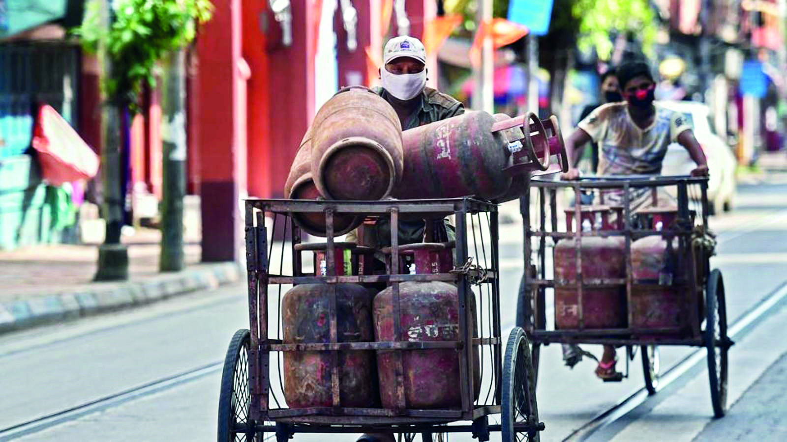 Govt extends Rs 300 LPG subsidy for Ujjwala beneficiaries for FY25 Govt extends Rs 300 LPG subsidy for Ujjwala beneficiaries for FY25
