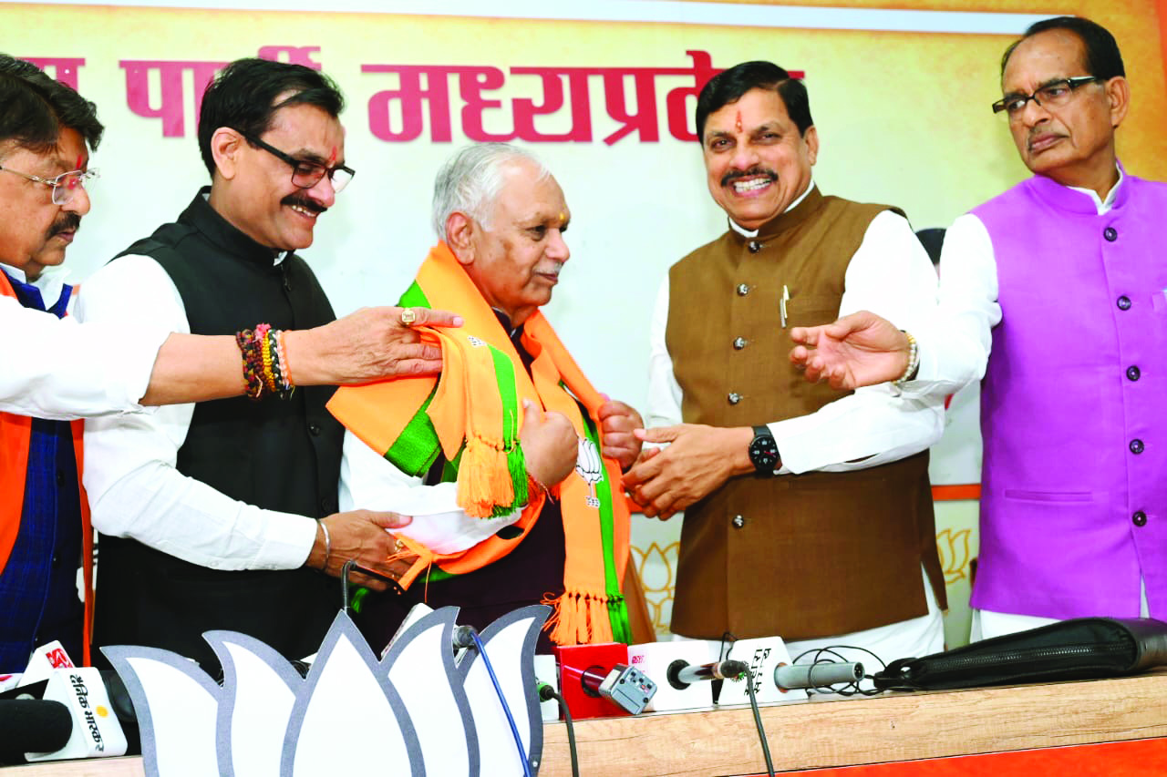 Setback to Congress ahead of Lok Sabha polls in Madhya Pradesh