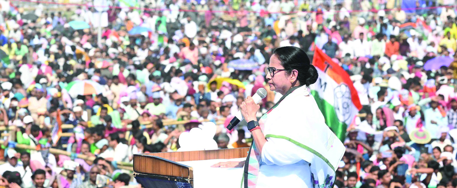 Mamata appeals to judiciary not to work for any political party Mamata appeals to judiciary not to work for any political party