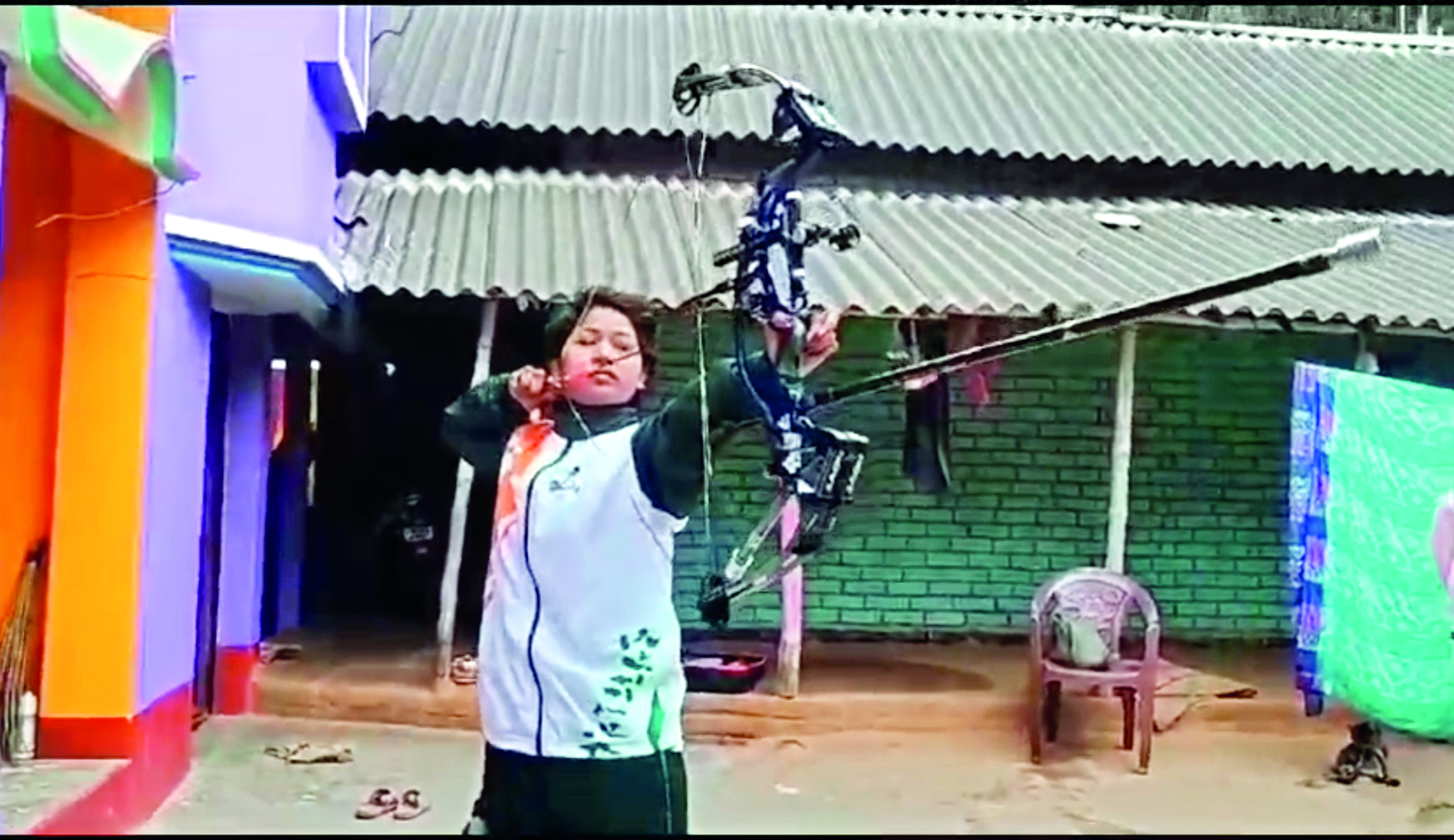 Malda girl clinches gold in All India Police Archery Competition Malda girl clinches gold in All India Police Archery Competition