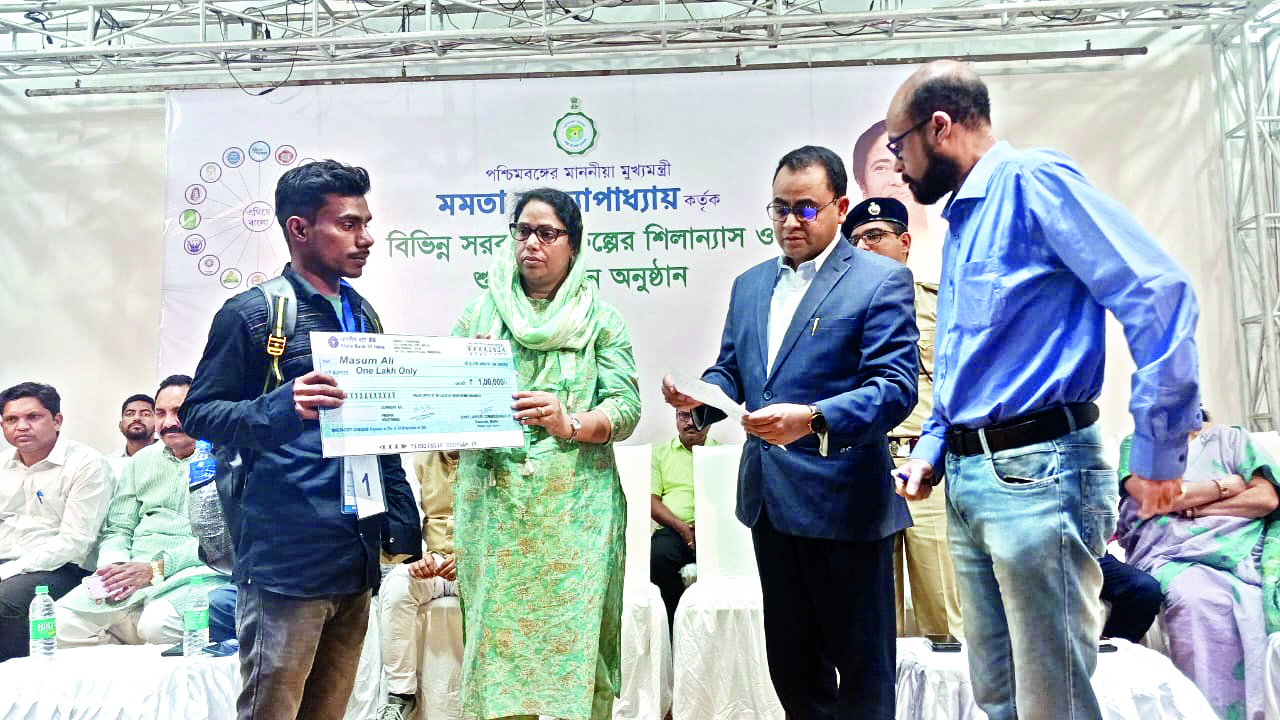 Malda tops list of disbursing death benefits in state Malda tops list of disbursing death benefits in state