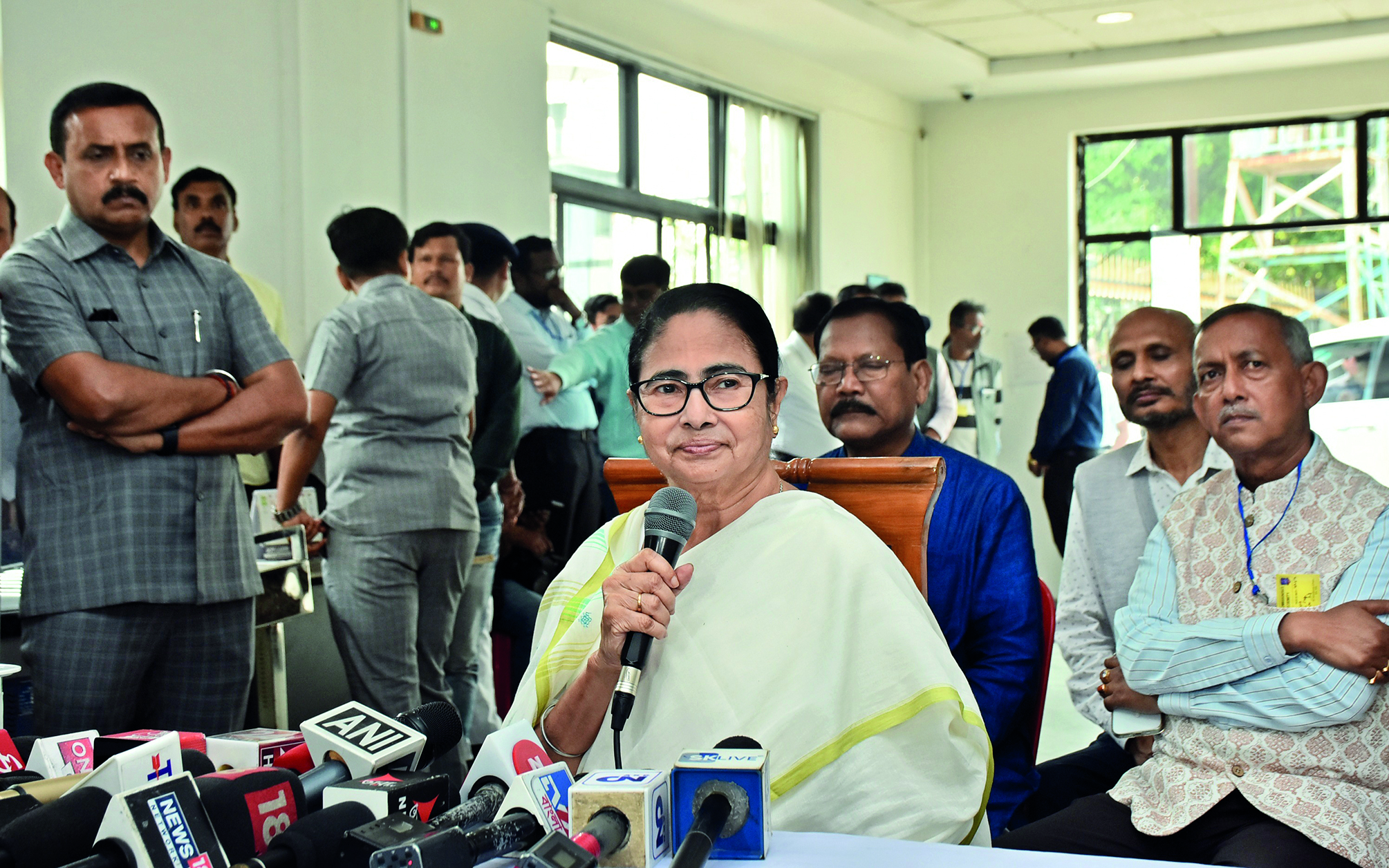 Siliguri: CM unveils about 78 projects worth over Rs 300 crore