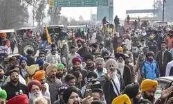 Farmers raise slogans against Centre from Delhis Ramlila Maidan