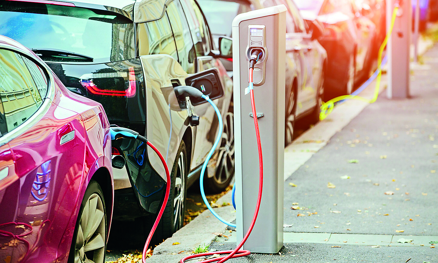 Centre approves EV policy with minimum investment of $500 mn