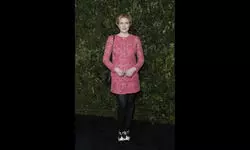 Greta Gerwig, Isla Fisher join Noah Baumbach’s next film Greta Gerwig, Isla Fisher join Noah Baumbach’s next film