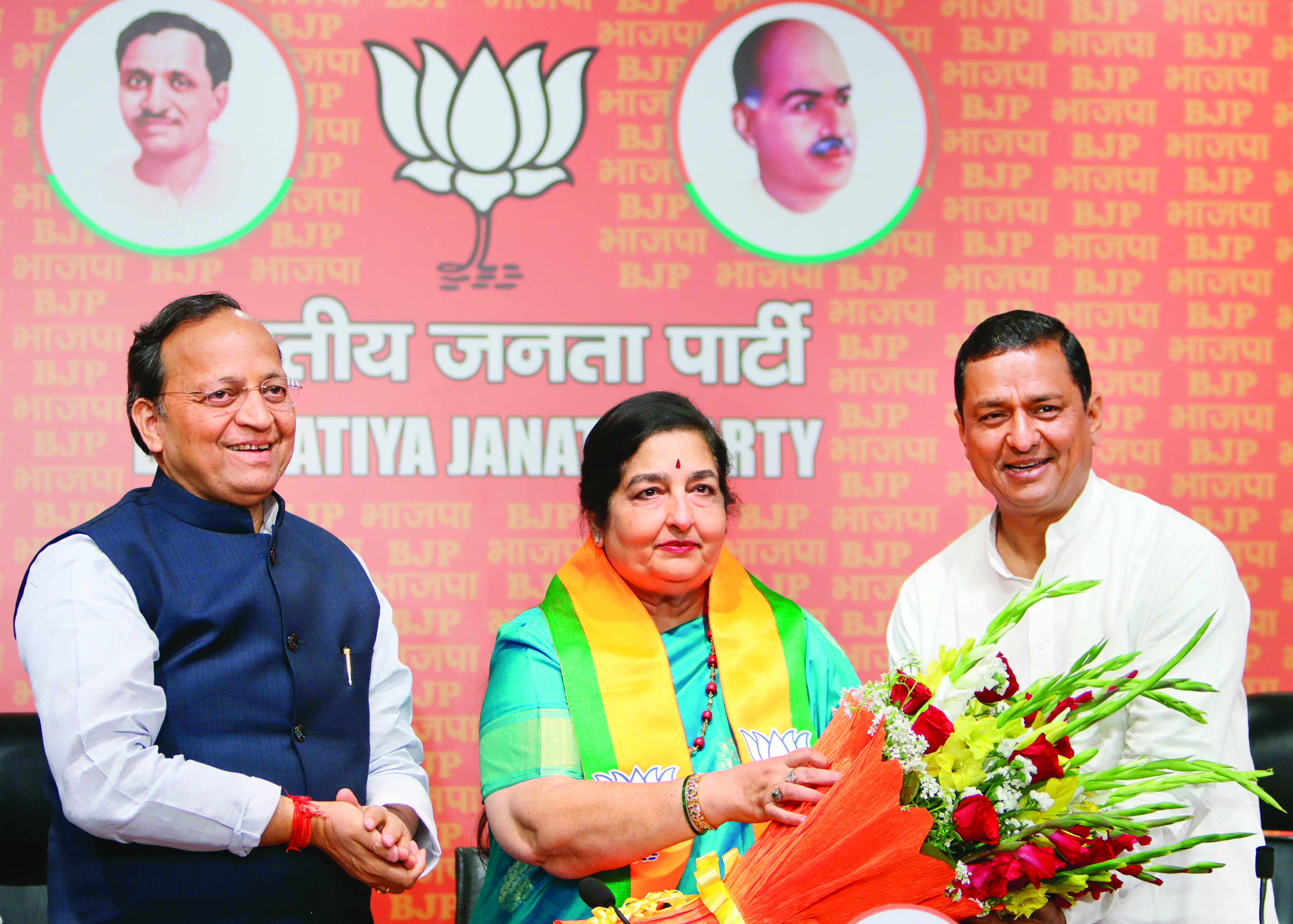 Noted Bollywood singer Anuradha joins BJP; ex-MP Jithender Reddy quits BJP, joins Cong