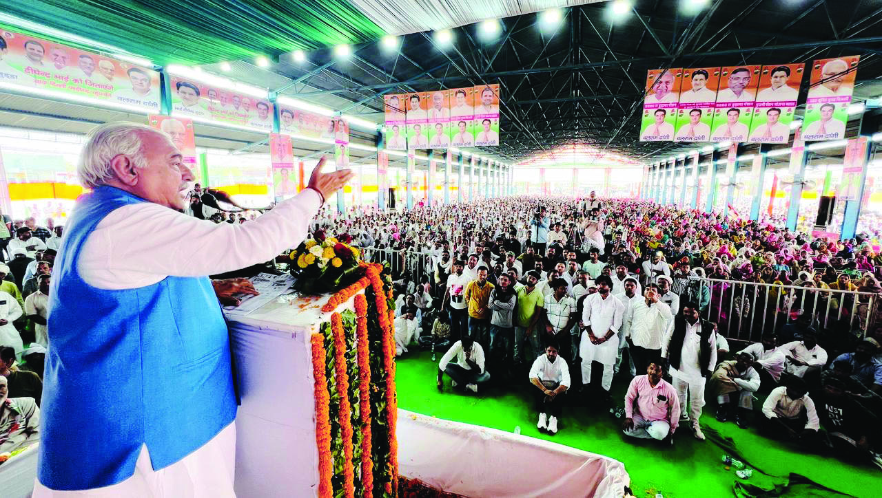 Hooda moots to start ‘Padak Pao, Pad Pao’ policy for sportspersons when comes to power Hooda moots to start ‘Padak Pao, Pad Pao’ policy for sportspersons when comes to power