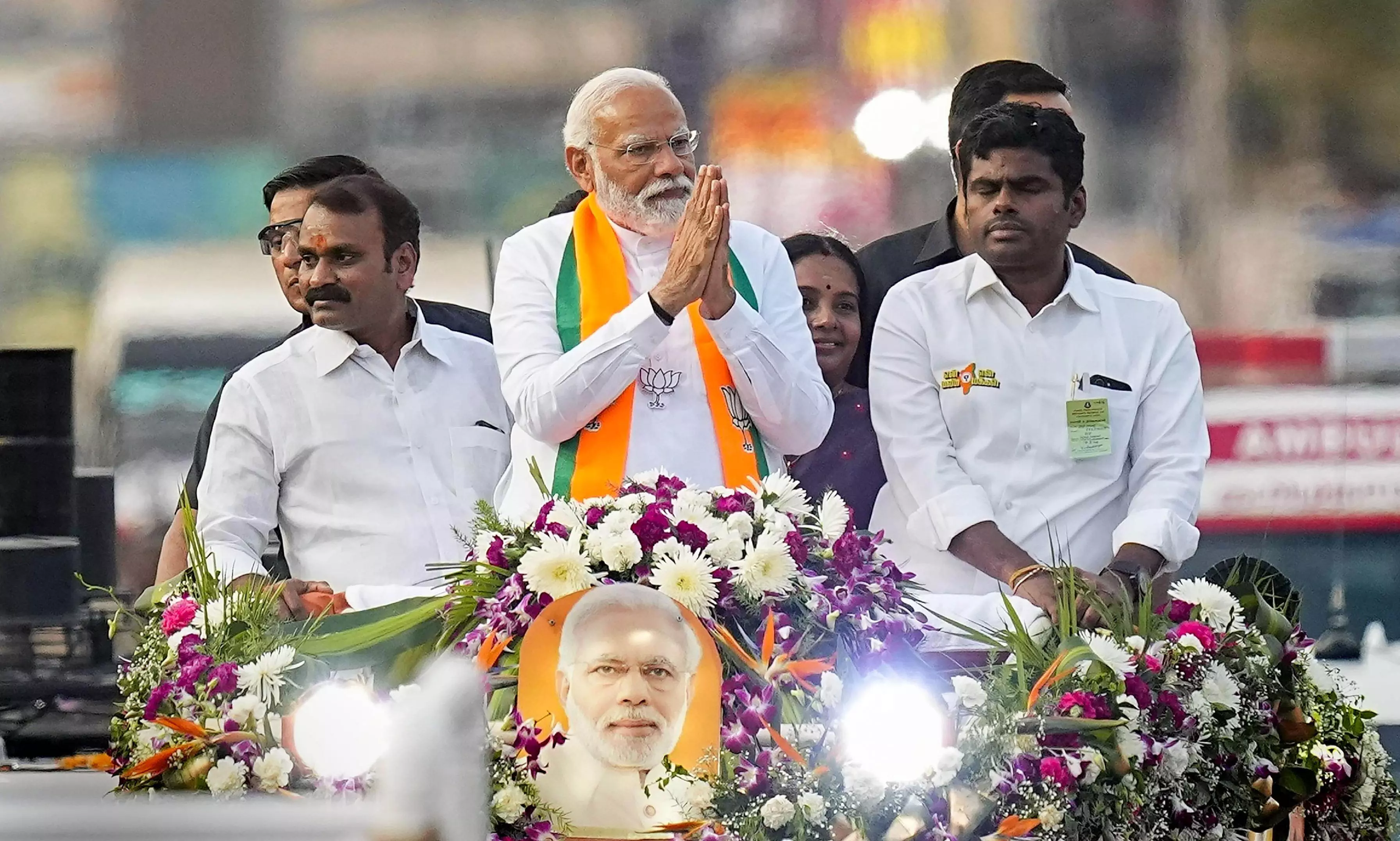 PM Modi holds roadshow in Coimbatore ahead of LS polls PM Modi holds roadshow in Coimbatore ahead of LS polls