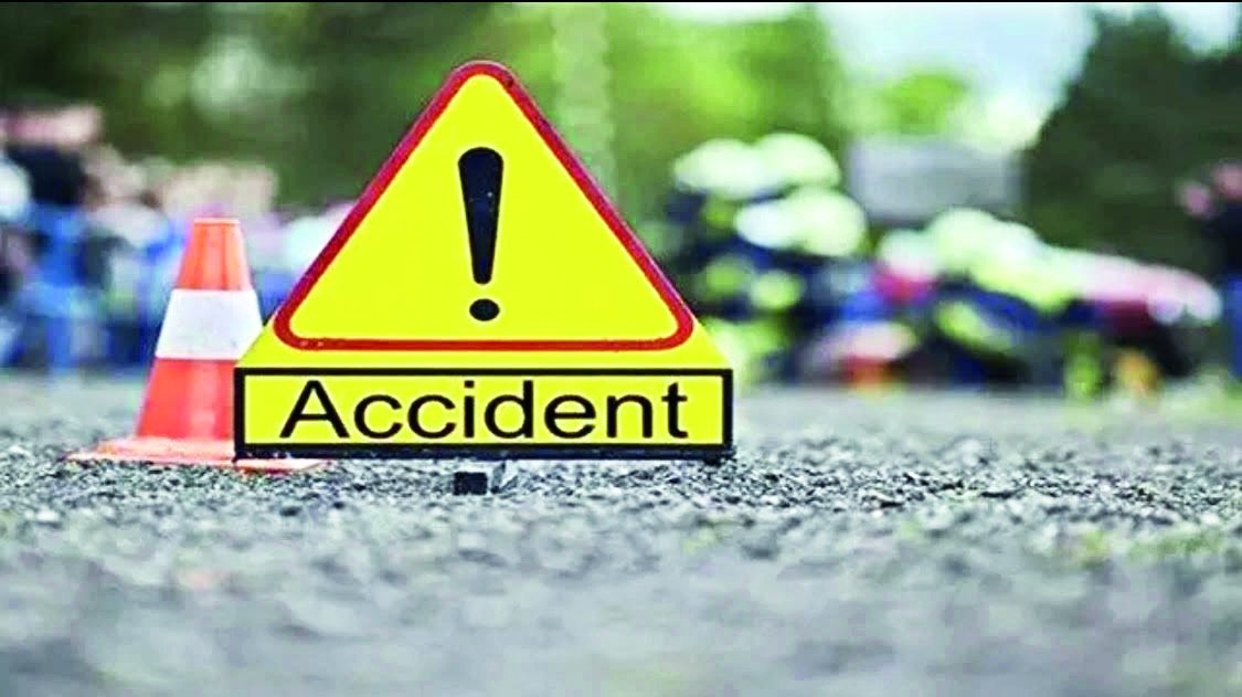 Gr Noida: Driver falls asleep at wheel, ploughs car into 3, 1 dead