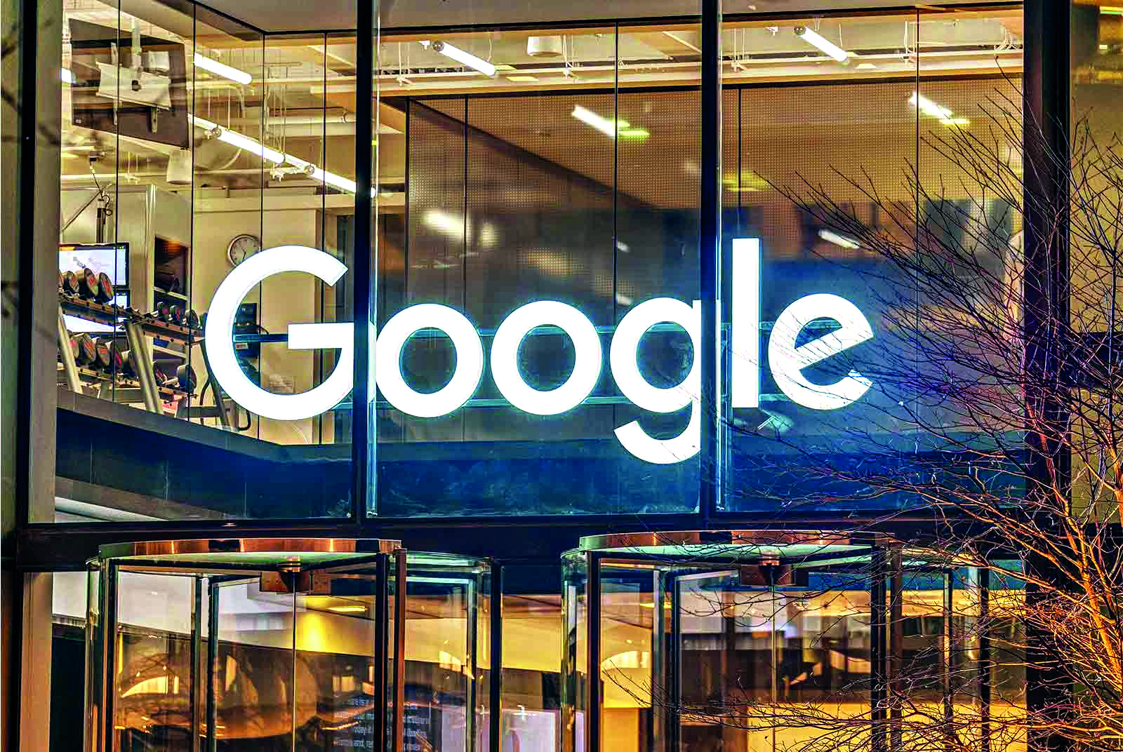 Dispute with news publishers: French regulator fines Google $272 million