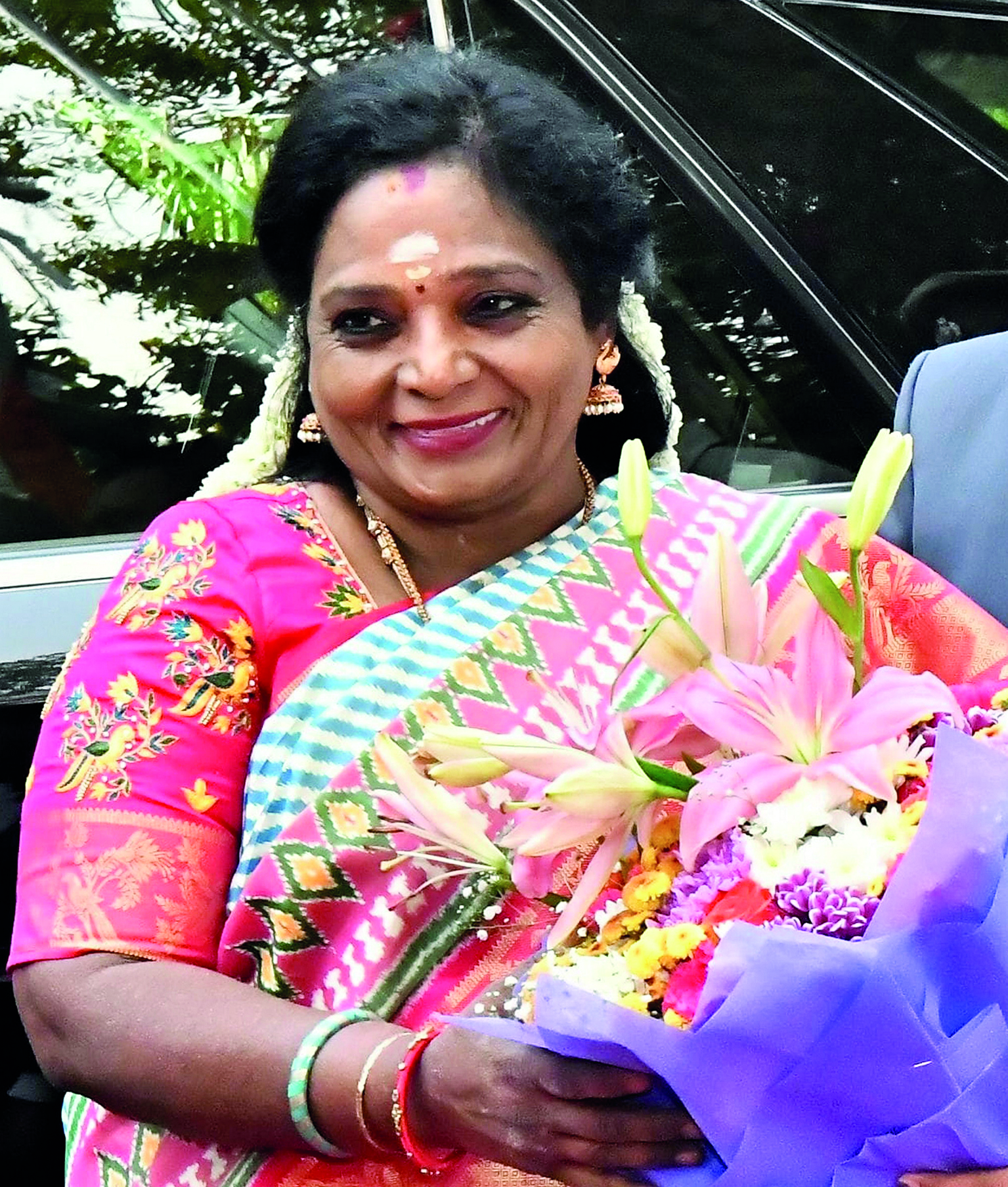 Soundararajan rejoins BJP after quitting as Guv Soundararajan rejoins BJP after quitting as Guv