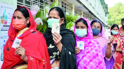 Murshidabad: 422 polling booths to be manned by over 2K women personnel Murshidabad: 422 polling booths to be manned by over 2K women personnel