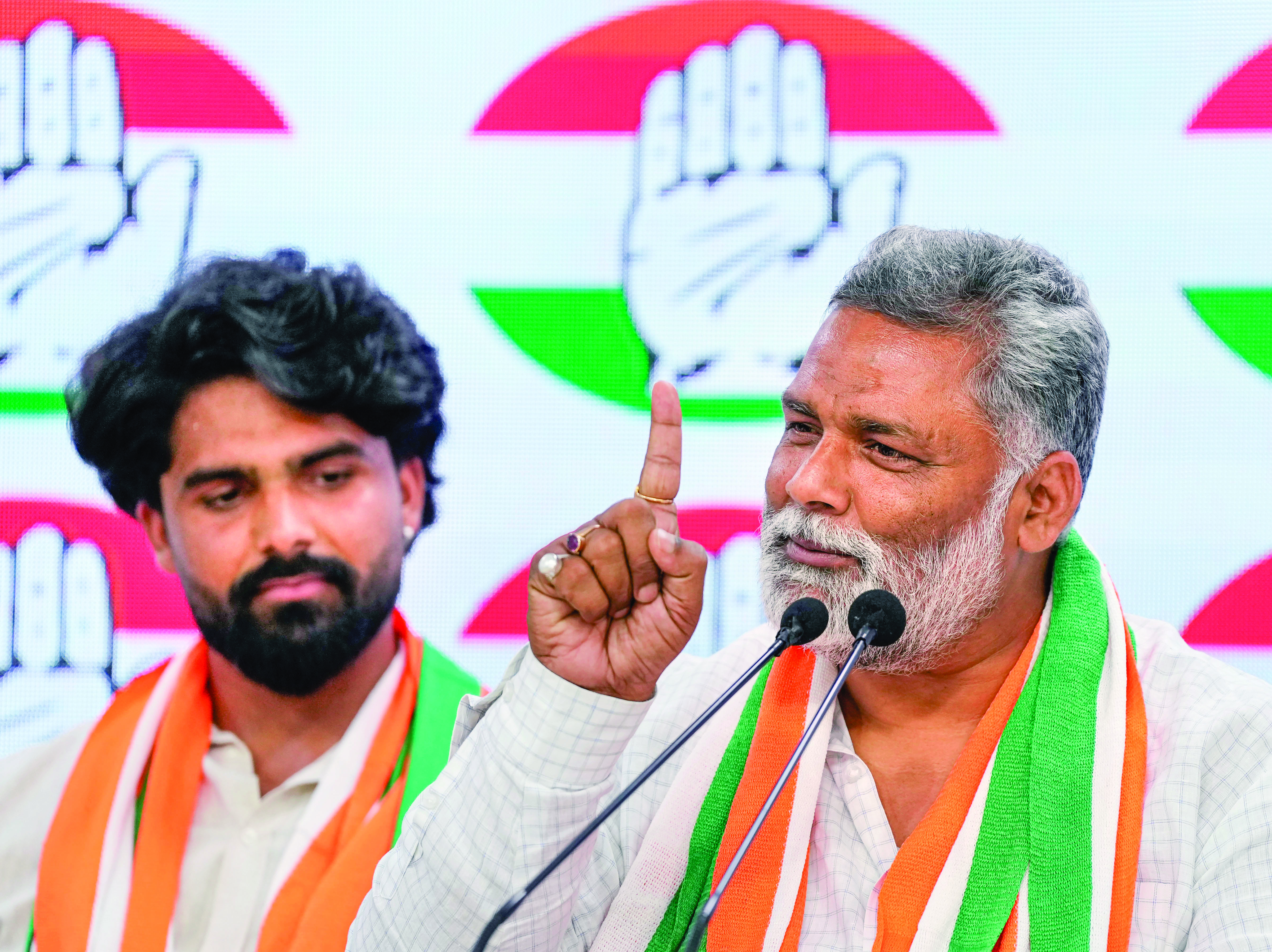 Bihar strongman Pappu Yadav merges his party with Congress Bihar strongman Pappu Yadav merges his party with Congress