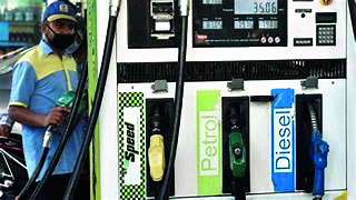 Vehicle licence plates to be scanned at petrol pumps for PUCC validity Vehicle licence plates to be scanned at petrol pumps for PUCC validity