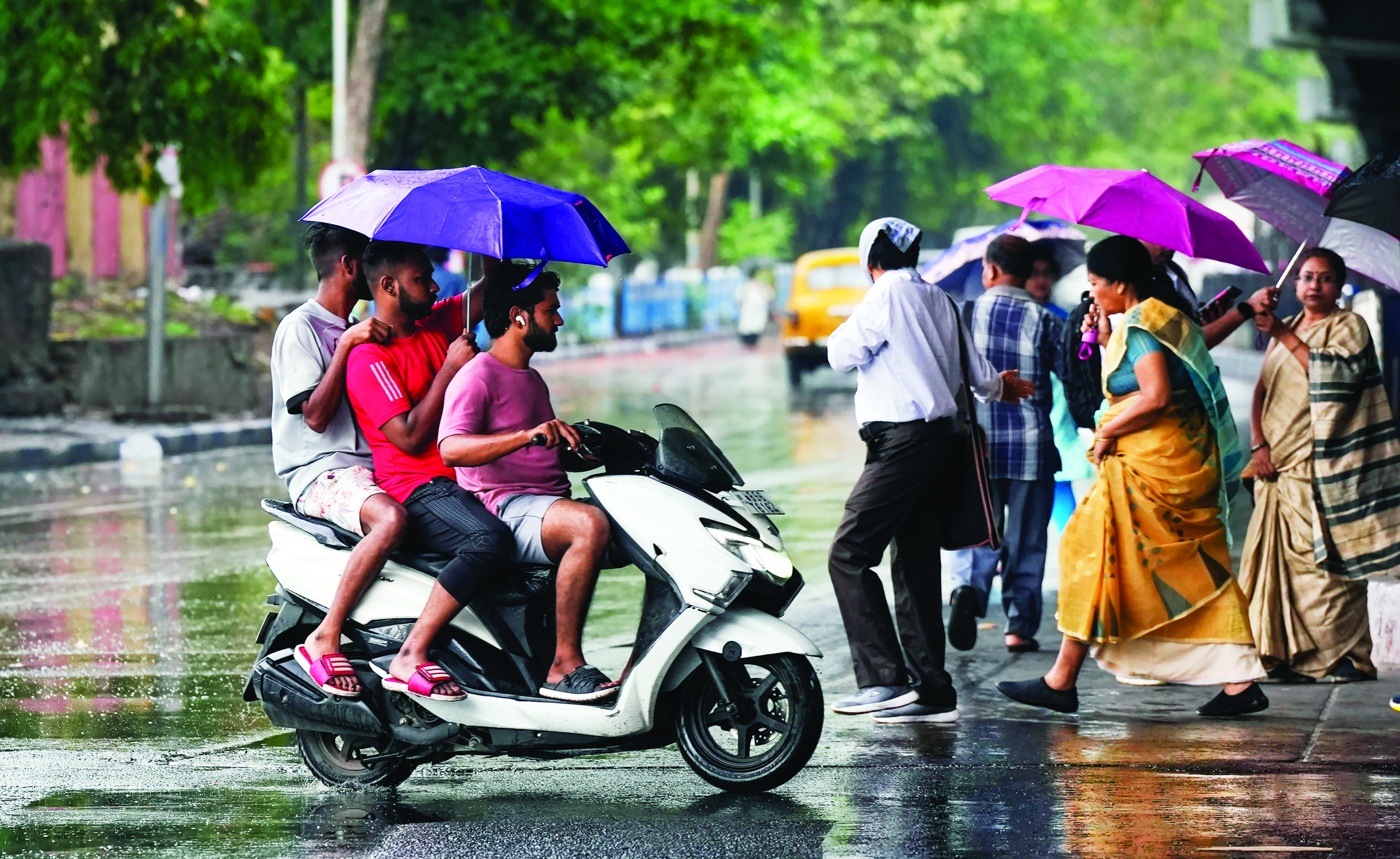 Rain likely in South Bengal dists till Tuesday: MeT