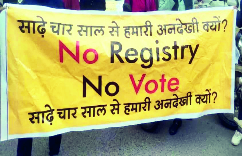 Gr Noida and Noida: Residents threaten election boycott over flat registry delays Gr Noida and Noida: Residents threaten election boycott over flat registry delays